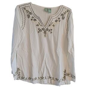 EUC Susquehanna Trail Outfitters Top, M